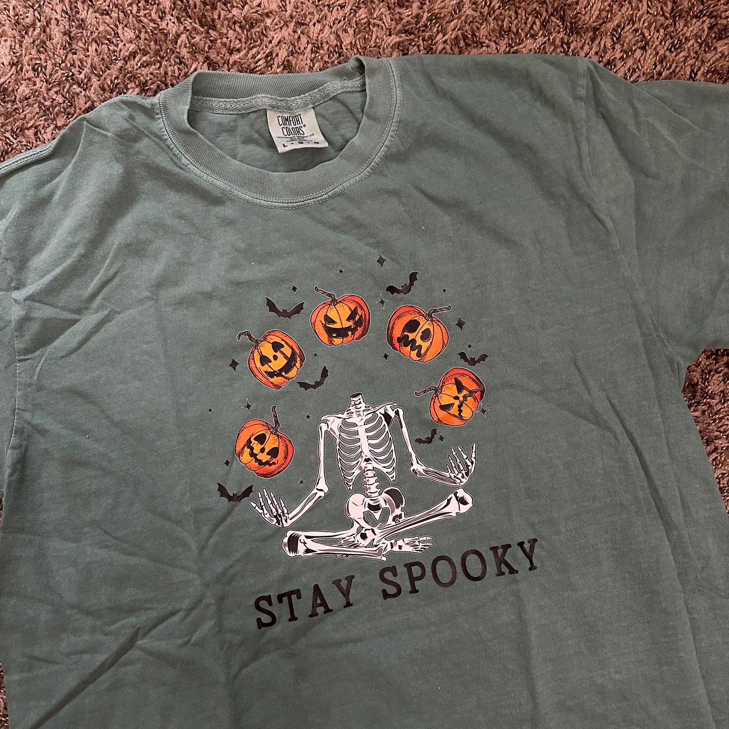 Stay Spooky Tee - L - No flaws