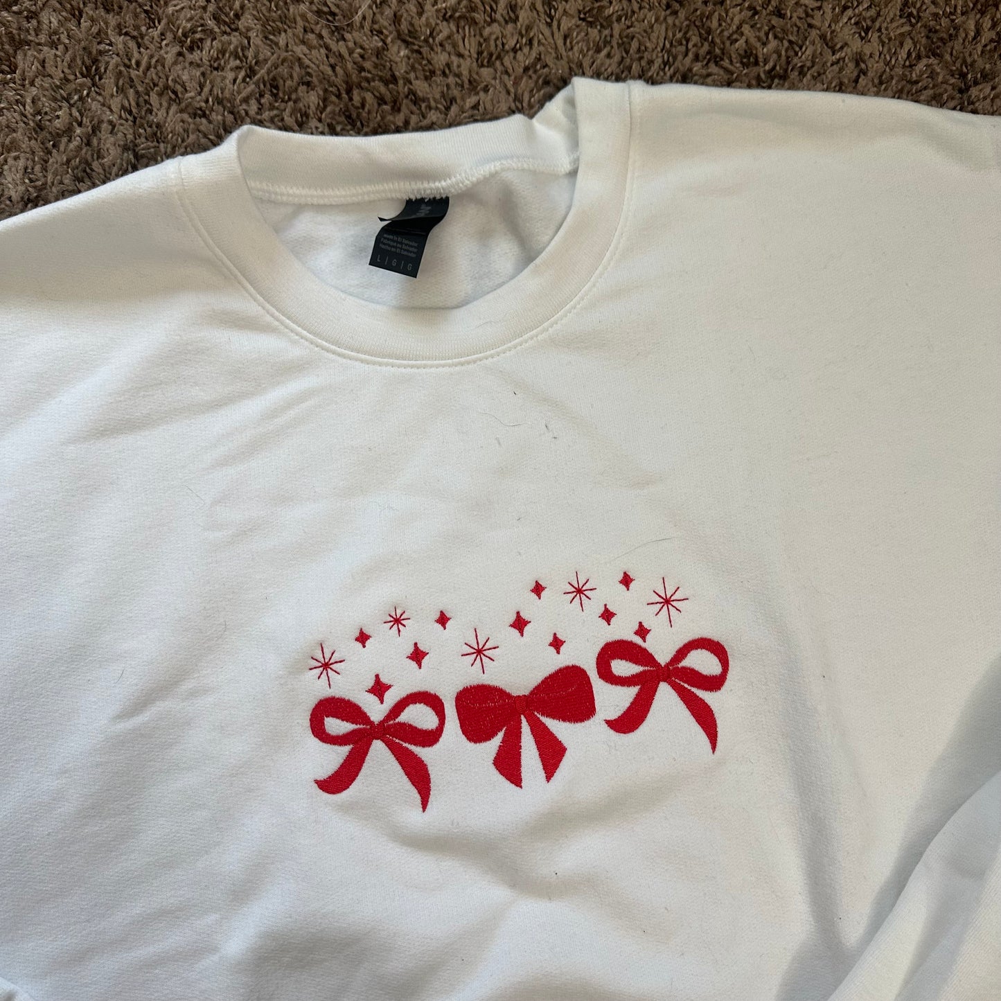 Bows Sweatshirt - Size L - No flaws