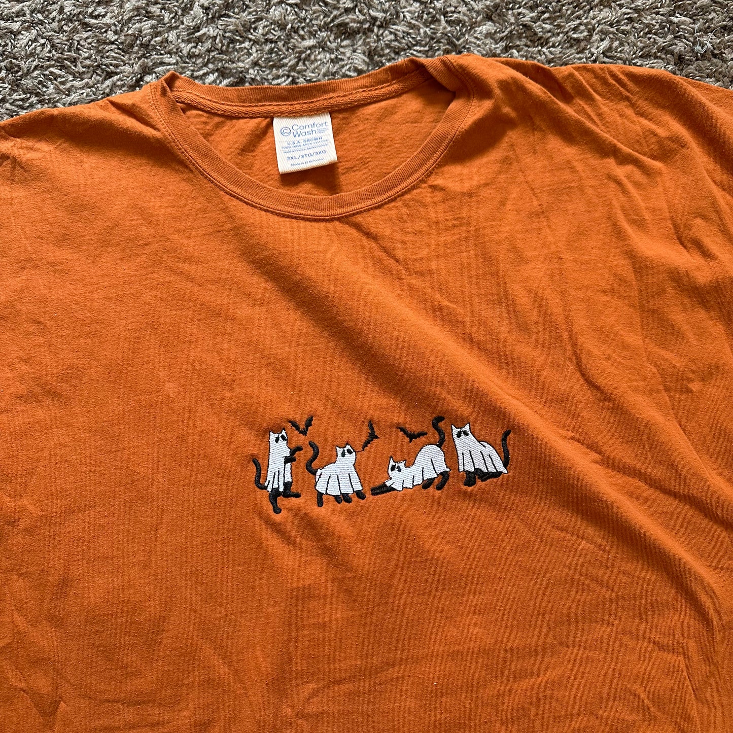 Halloween Cats Tee - Size 3XL -  No Flaws