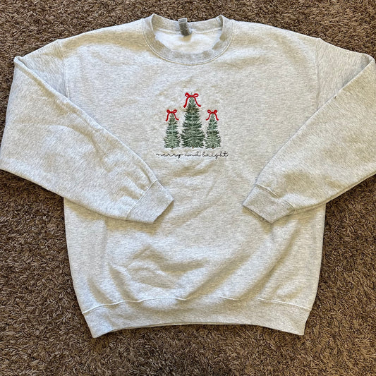 Merry & Bright Sweatshirt - L - No Flaws