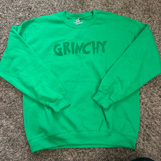 Grinchy Sweatshirt - L - No flaws