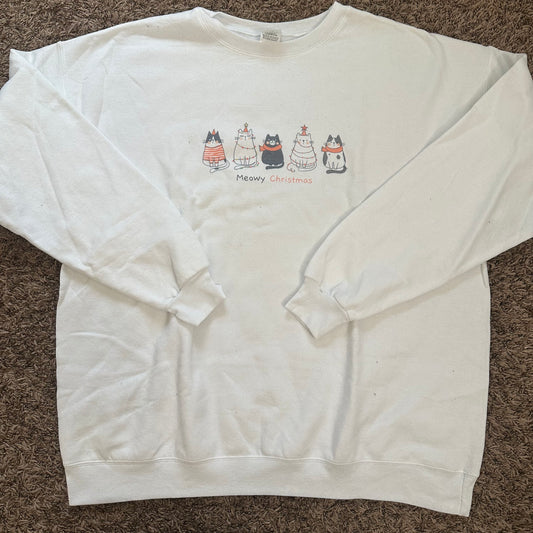 Meowy Christmas Sweatshirt - Size XL - No flaws