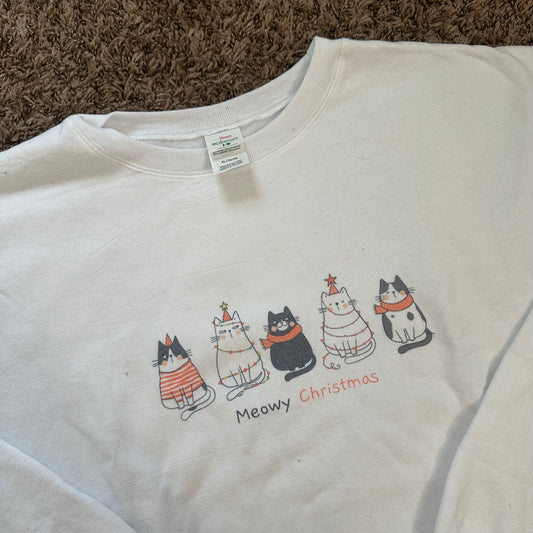 Meowy Christmas Sweatshirt - Size XL - No flaws
