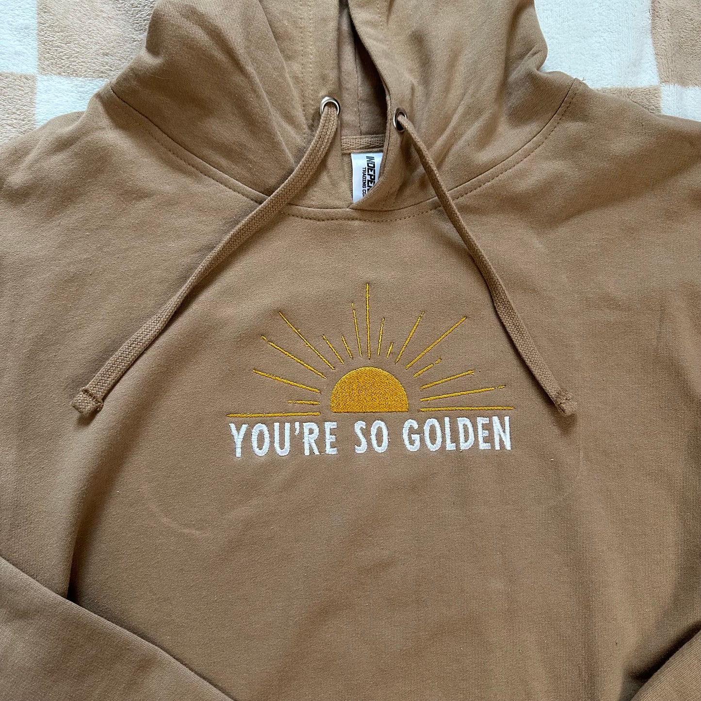 Golden Hoodie - L - No Flaws