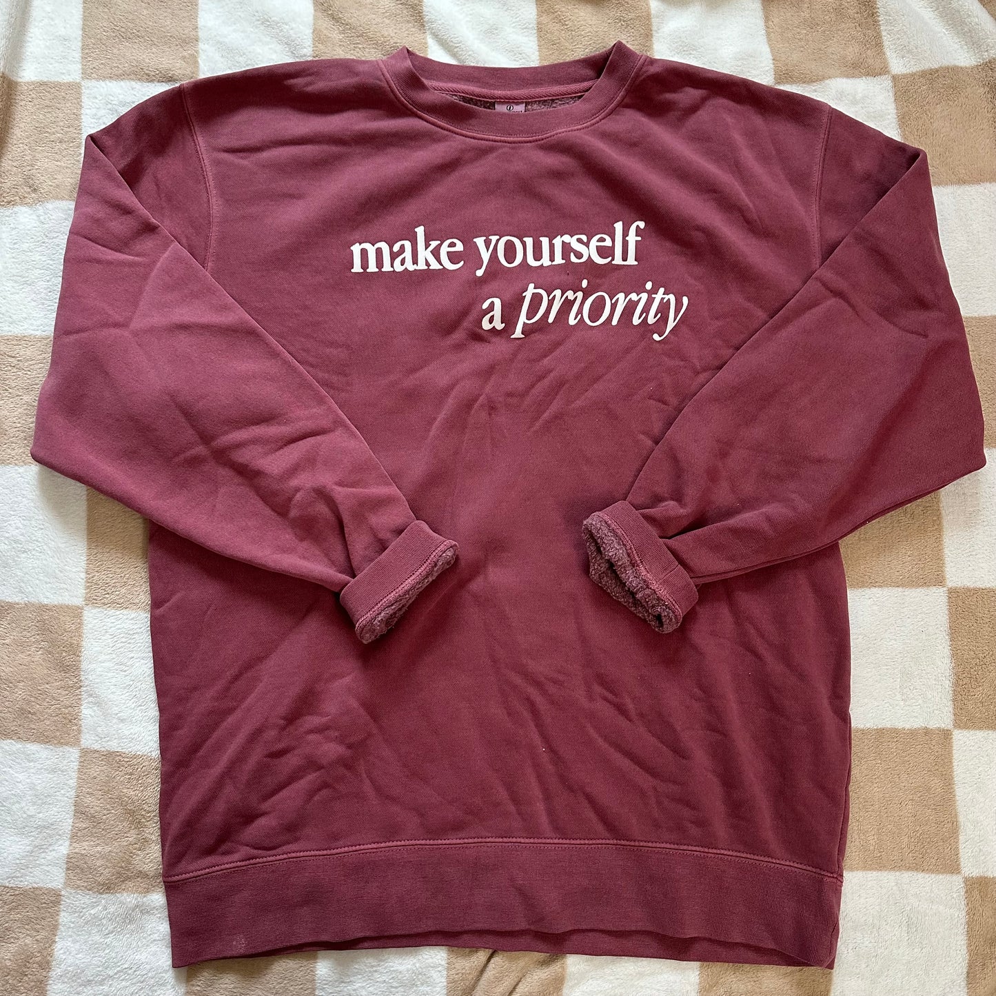 Priority Sweatshirt - L - No flaws